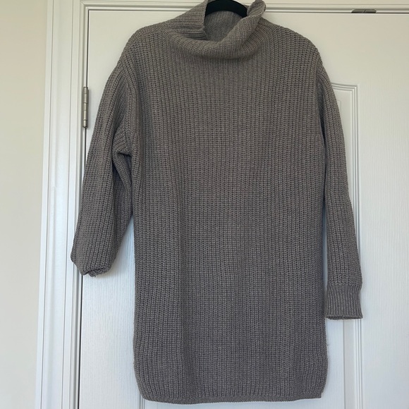Aritzia Wilfred Sweater Dress - Picture 2 of 4